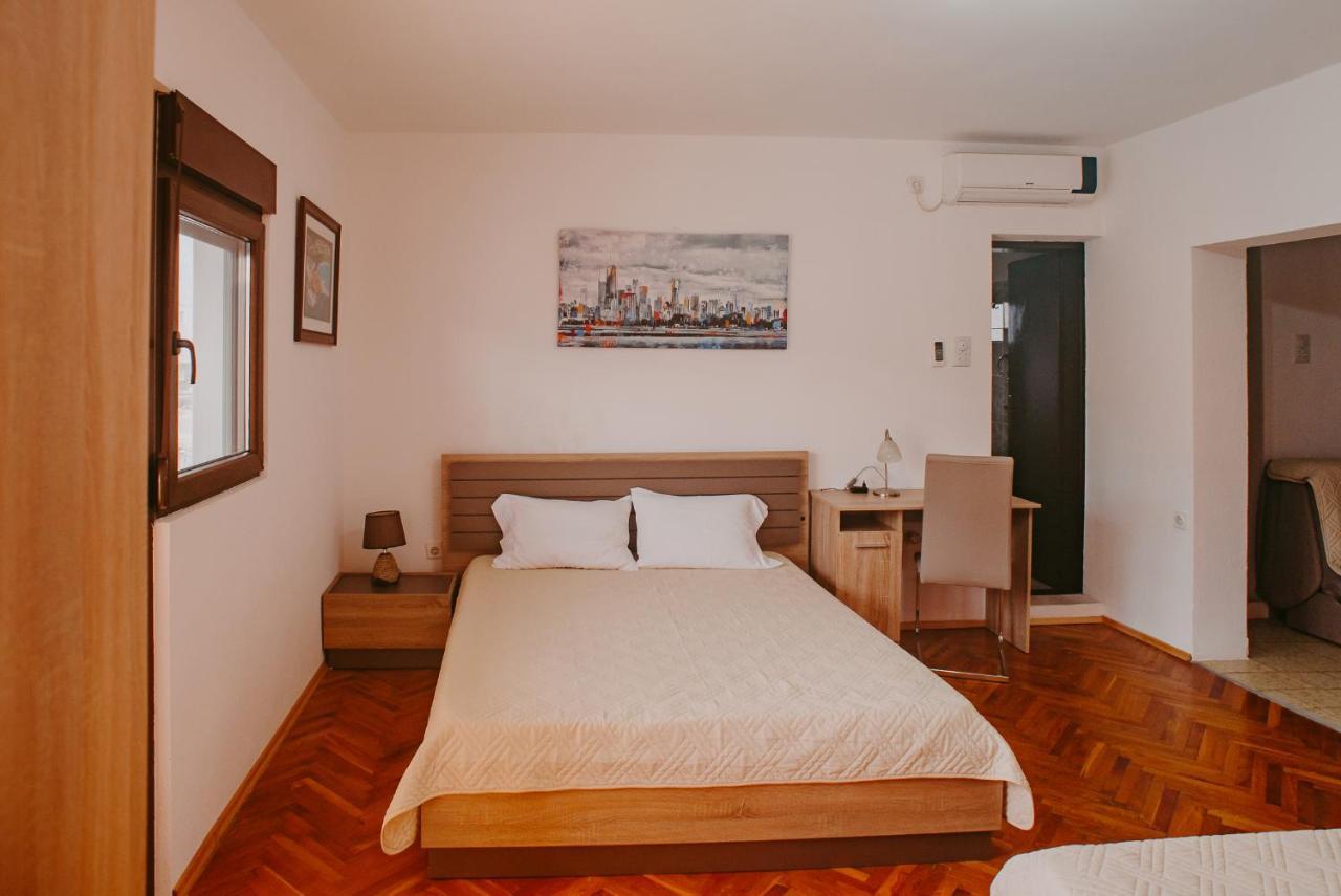 Apartments Azure Adriatic Kotor Exterior foto