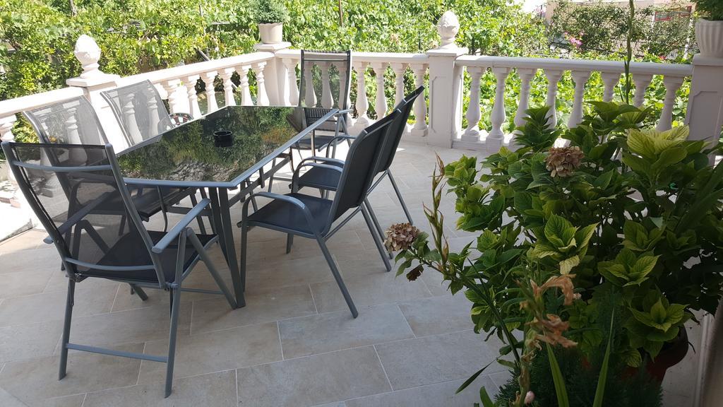 Apartments Azure Adriatic Kotor Exterior foto
