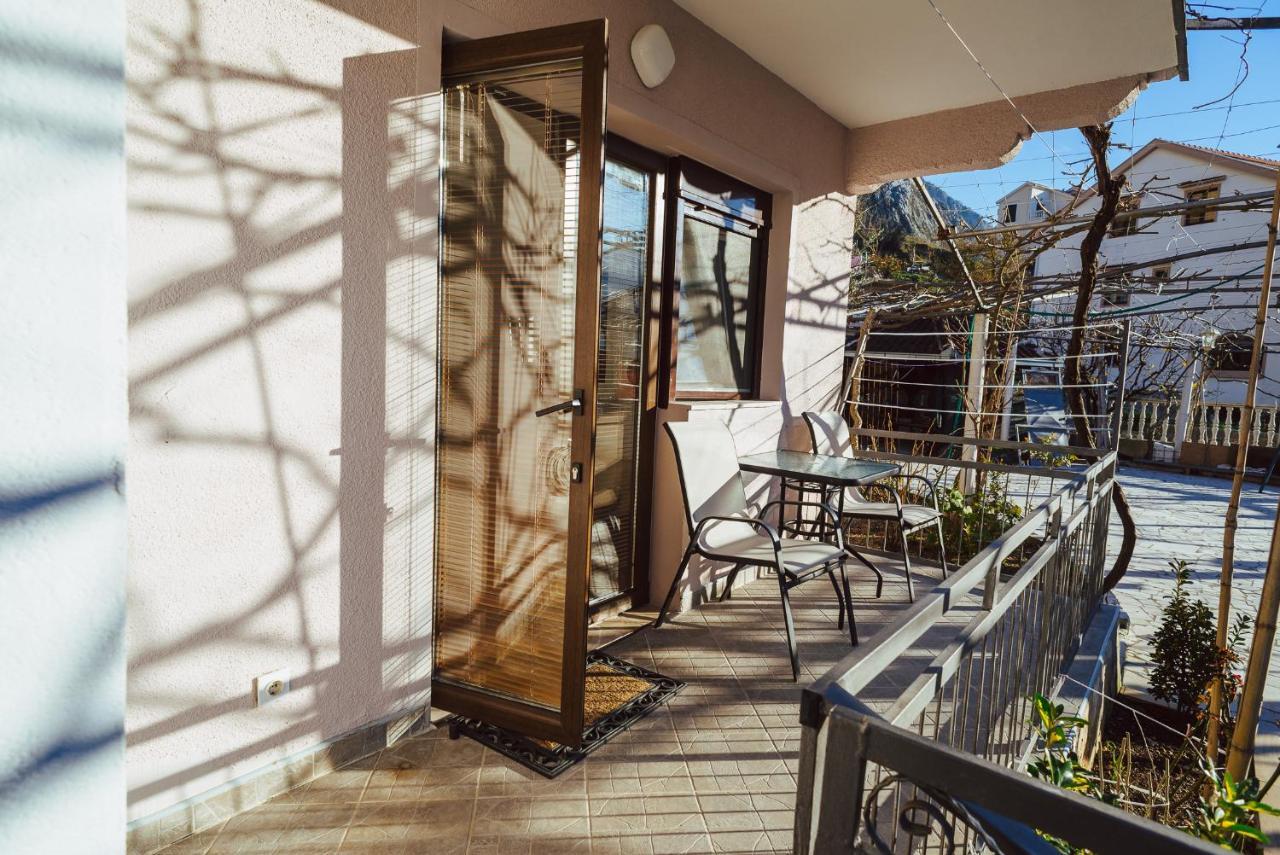 Apartments Azure Adriatic Kotor Exterior foto