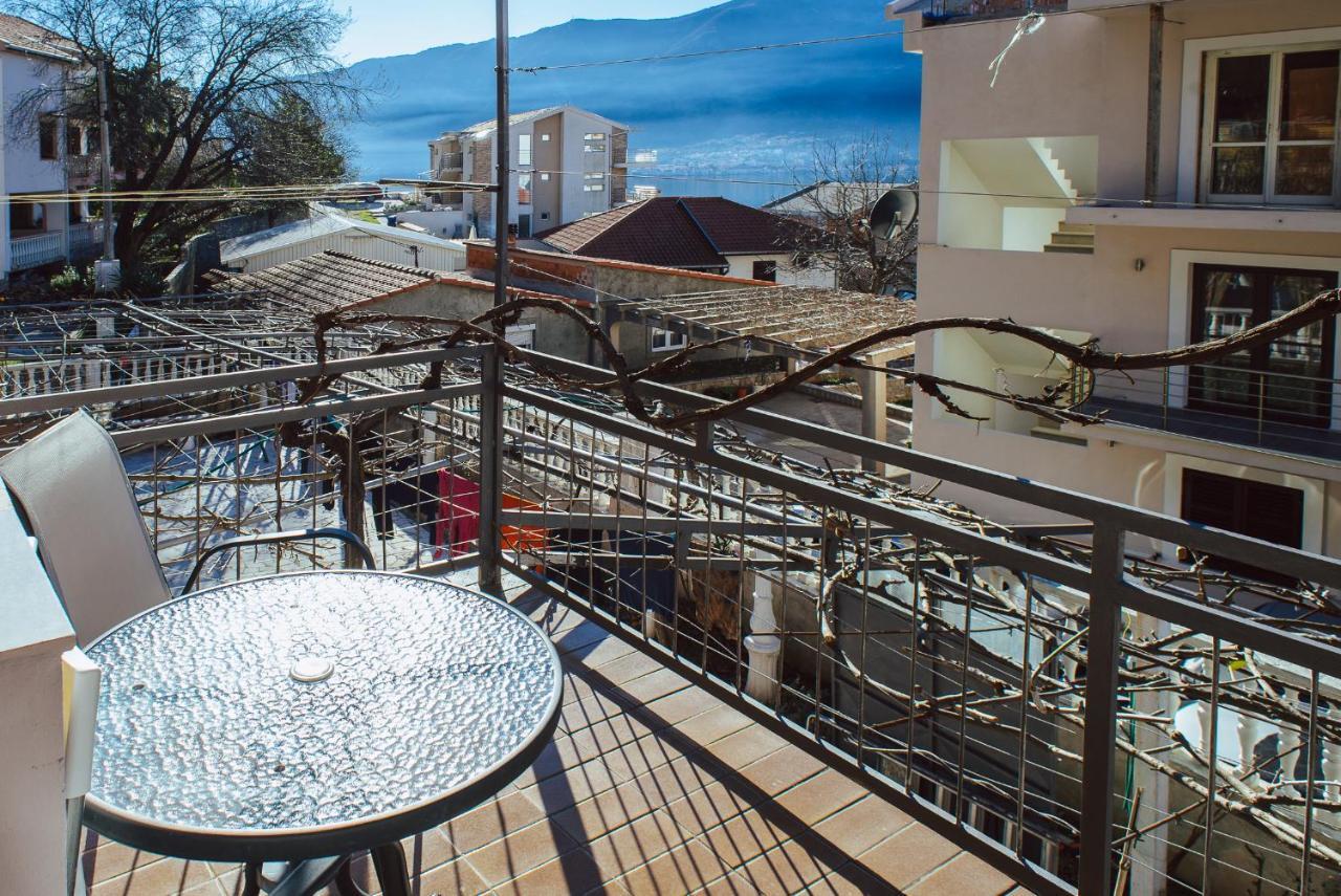 Apartments Azure Adriatic Kotor Exterior foto